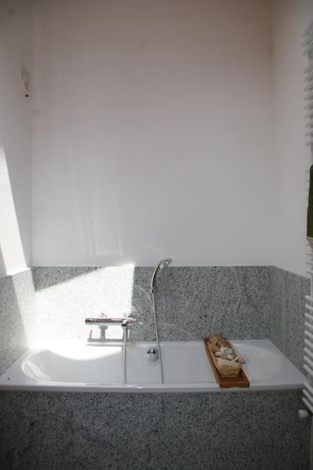 Lovely Apt In Pinzolo Val Rendena 7 ภายนอก รูปภาพ